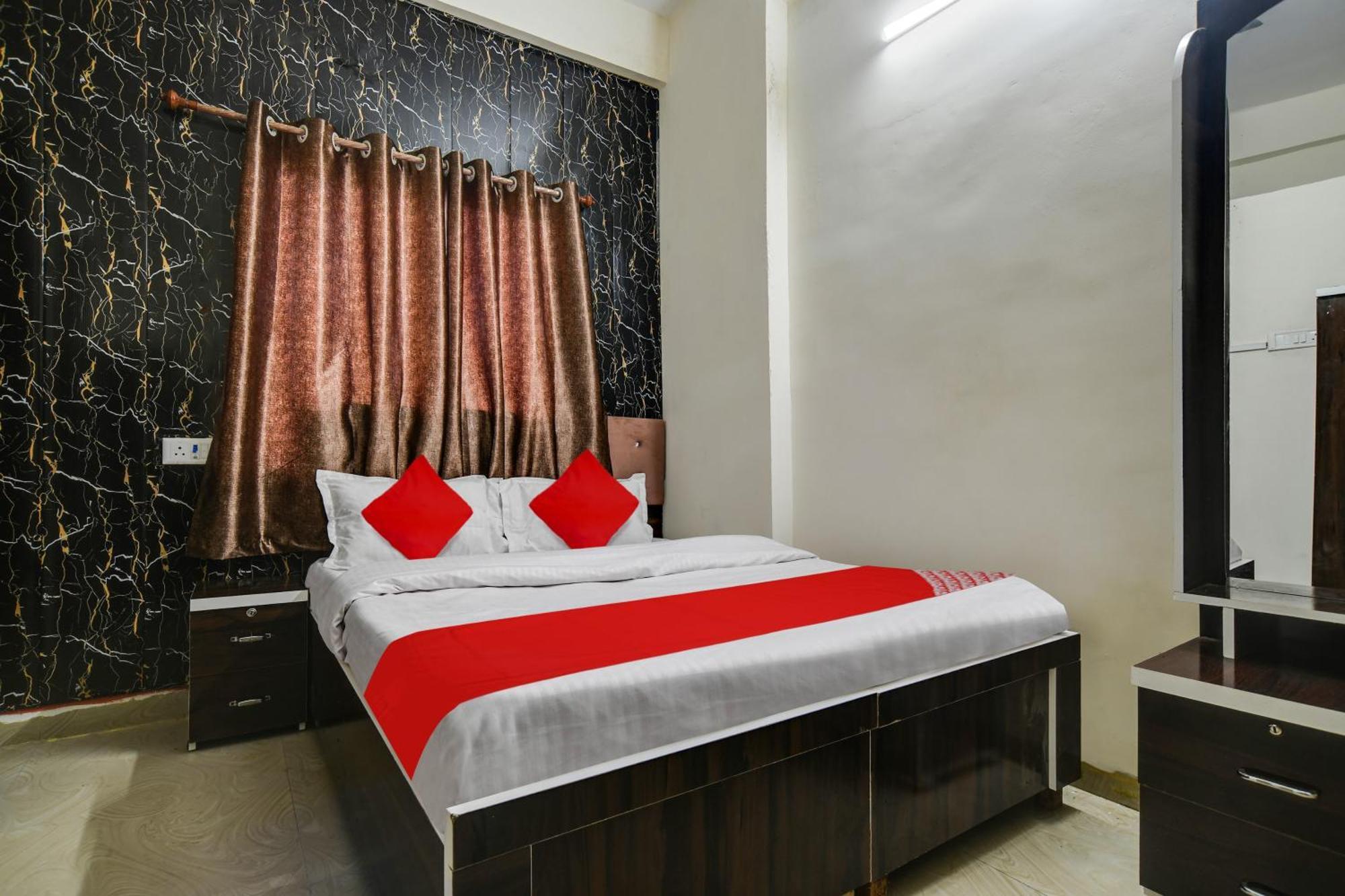Hotel O Nitya Indore Eksteriør billede