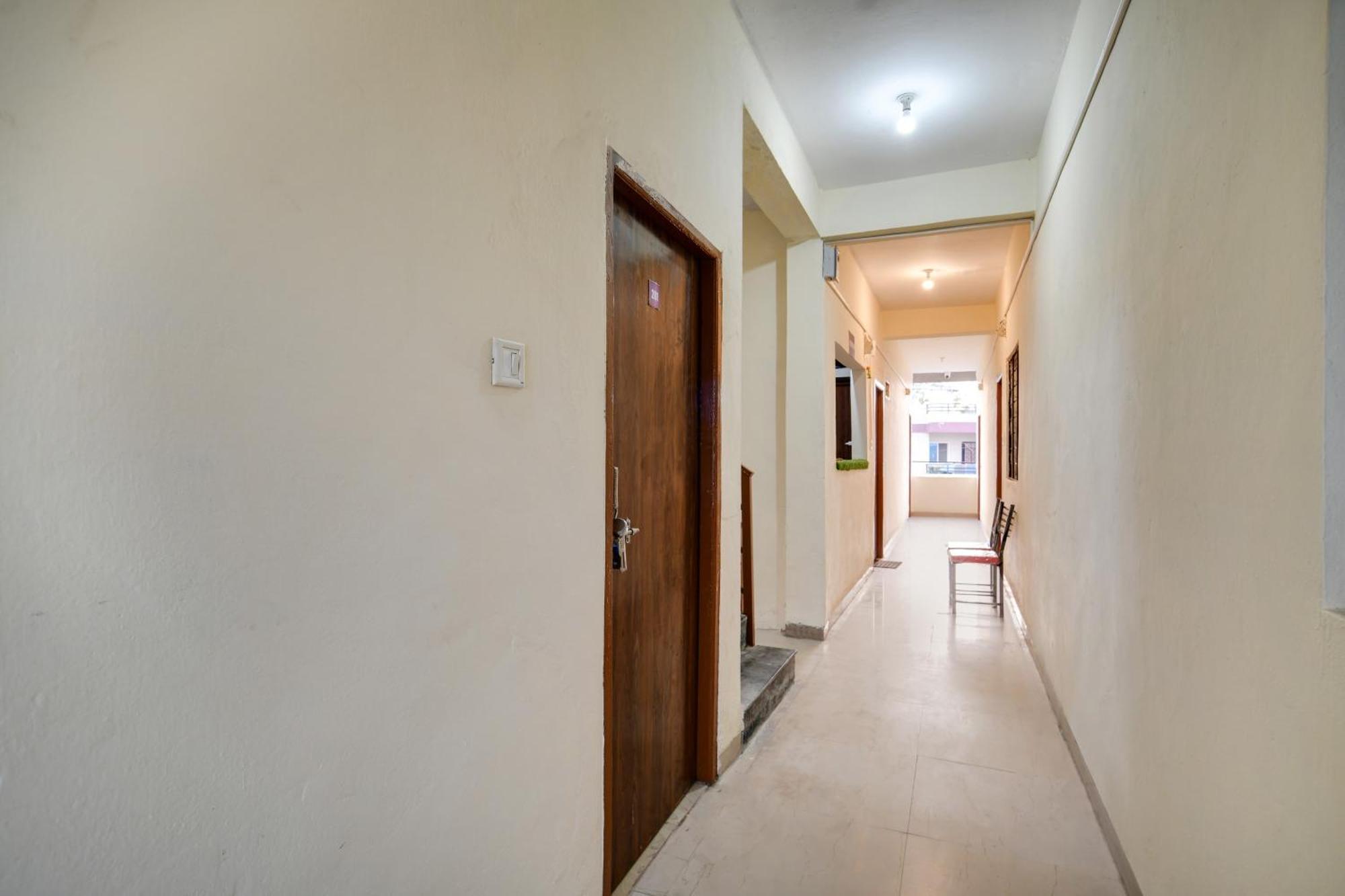 Hotel O Nitya Indore Eksteriør billede